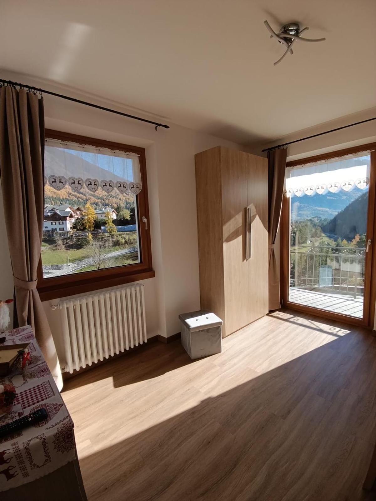 Casa Bellavista Apartment Premadio ภายนอก รูปภาพ