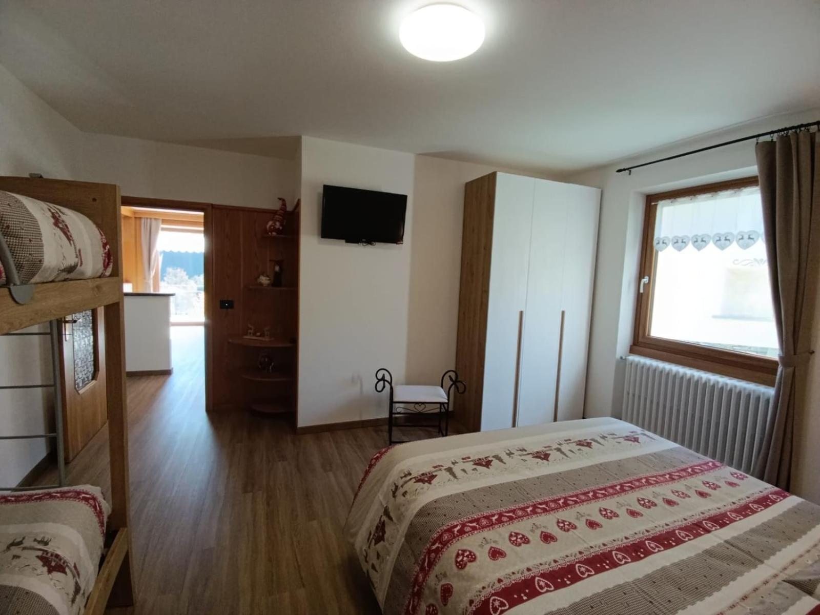Casa Bellavista Apartment Premadio ภายนอก รูปภาพ