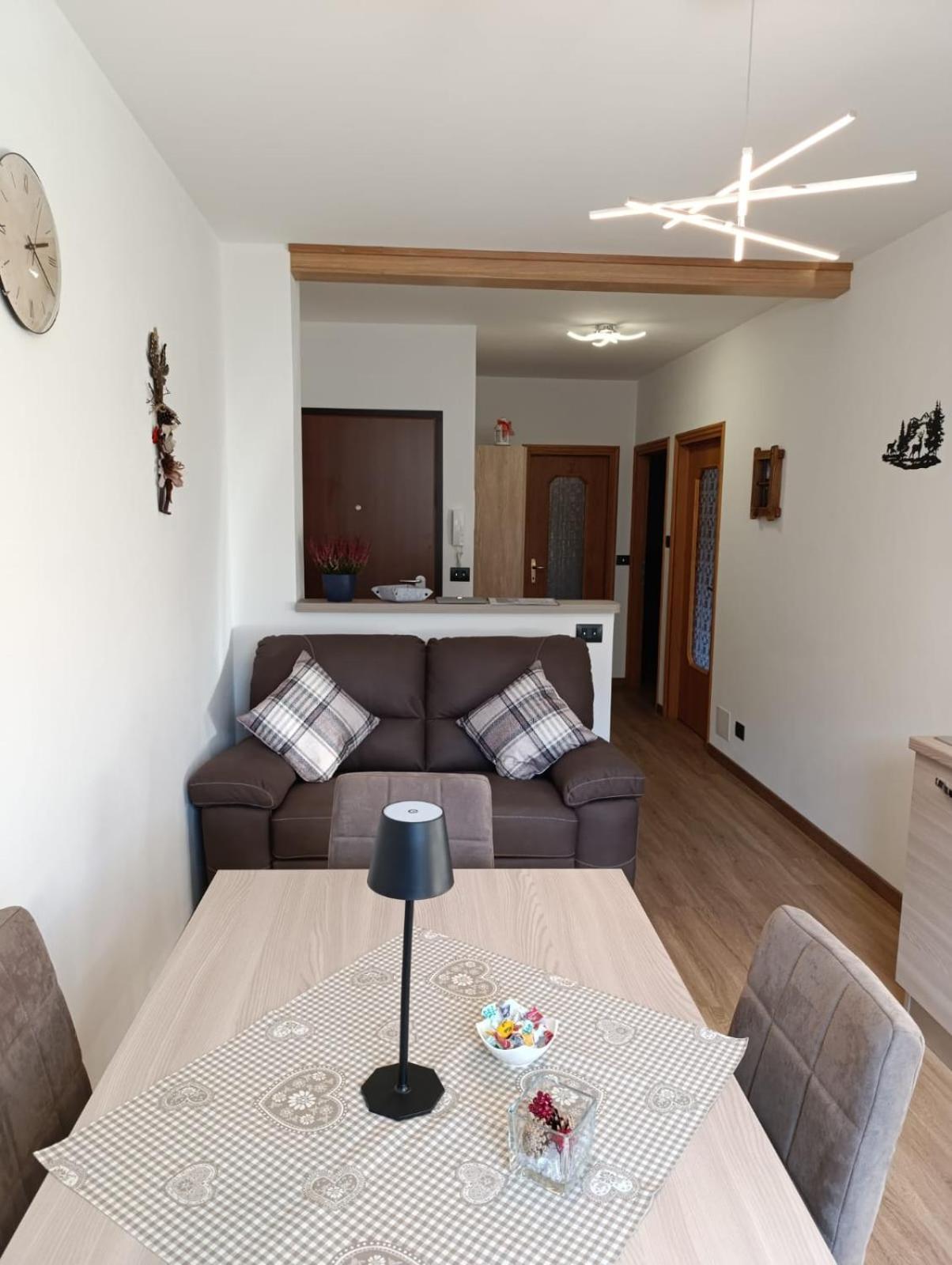Casa Bellavista Apartment Premadio ภายนอก รูปภาพ